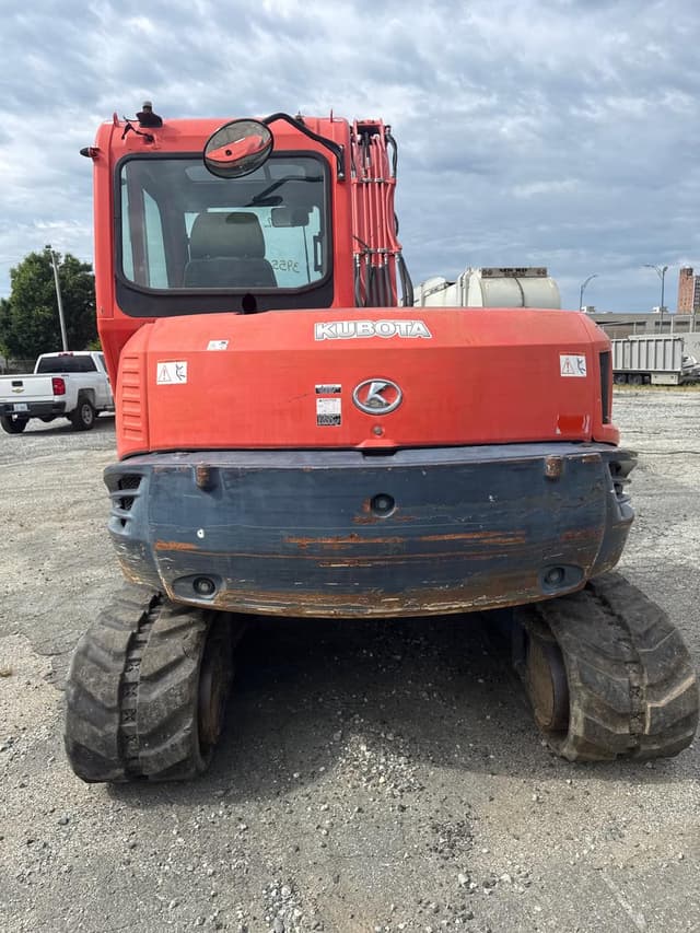 Image of Kubota KX080-3 equipment image 4