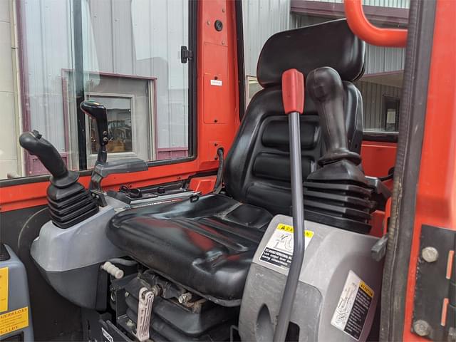 Image of Kubota KX121-3 equipment image 3