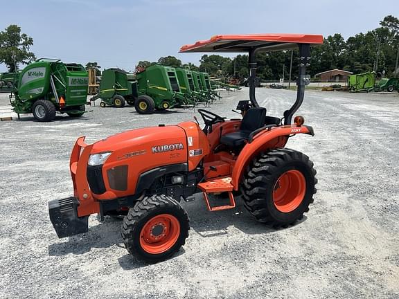 Image of Kubota L3800 Primary image