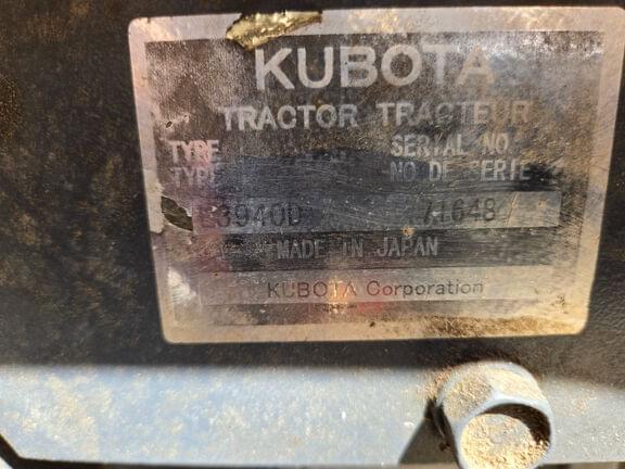 Image of Kubota L3940 equipment image 3