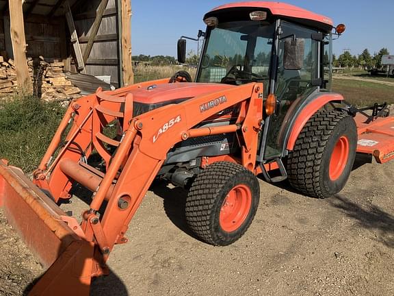 Image of Kubota L4240 equipment image 2