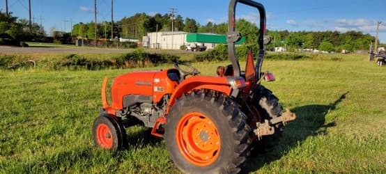 Image of Kubota L4600 equipment image 1