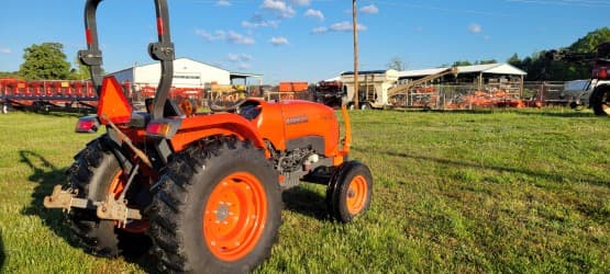 Image of Kubota L4600 equipment image 2