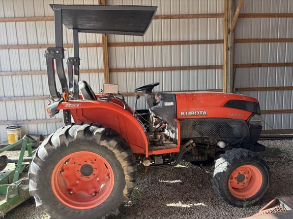 2012 Kubota L5740 Equipment Image0