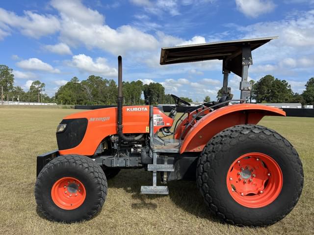 Image of Kubota M108S equipment image 1