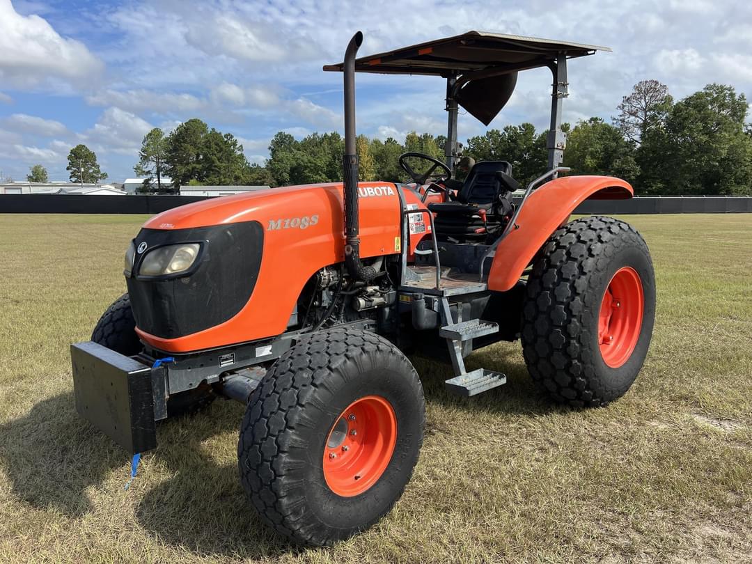Image of Kubota M108S Primary image