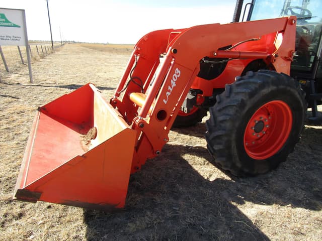 Image of Kubota M108S equipment image 4