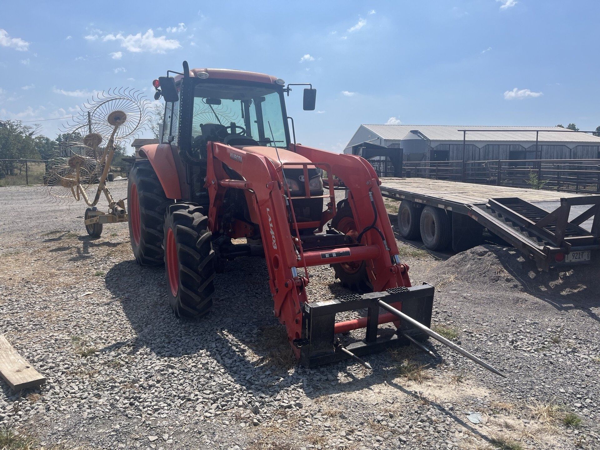 2012 Kubota M108S Equipment Image0