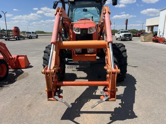 Image of Kubota M135GX equipment image 4