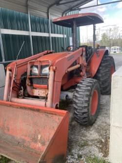 Image of Kubota M6040 Primary image