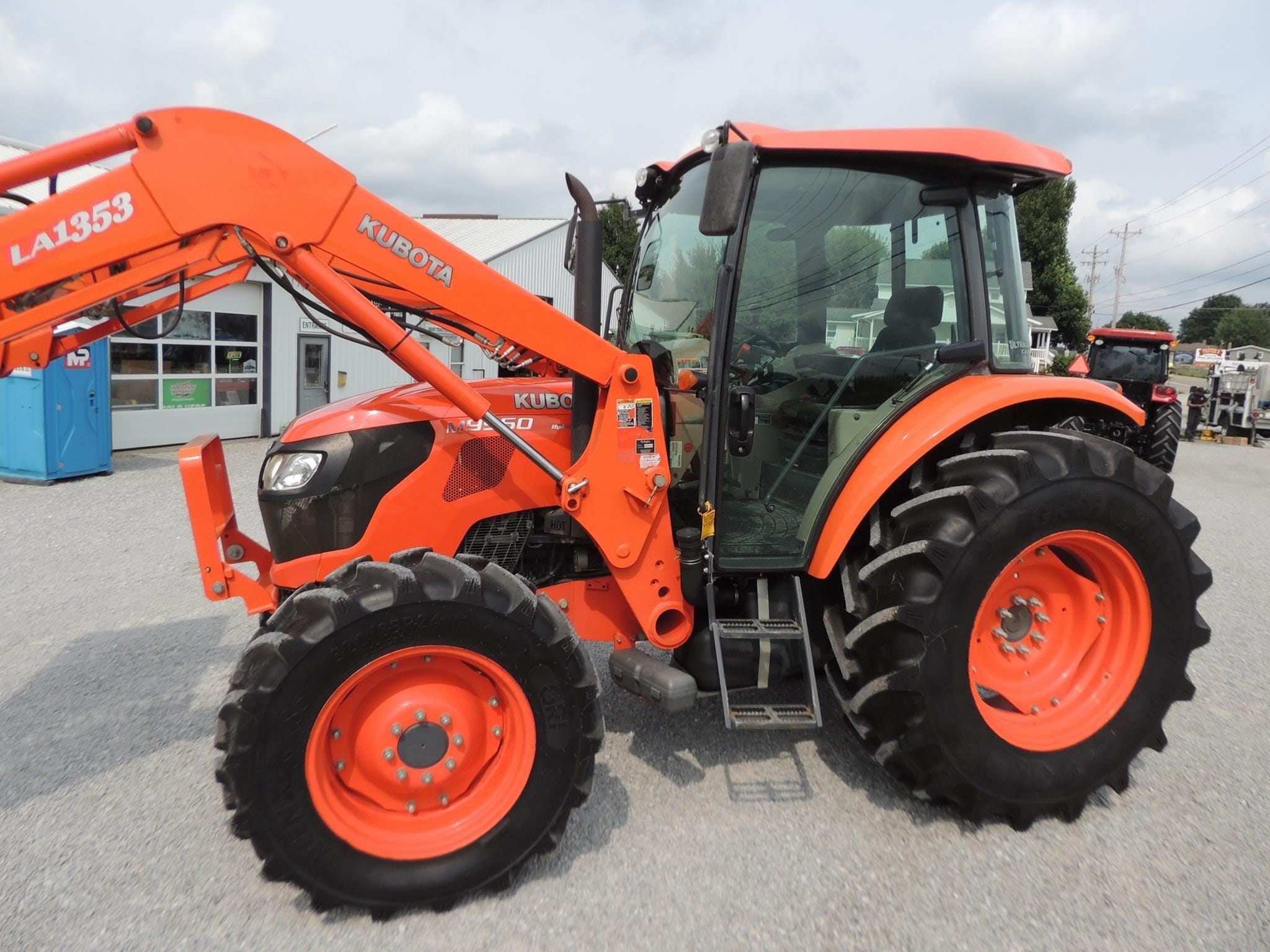 2012 Kubota M9960HD Equipment Image0