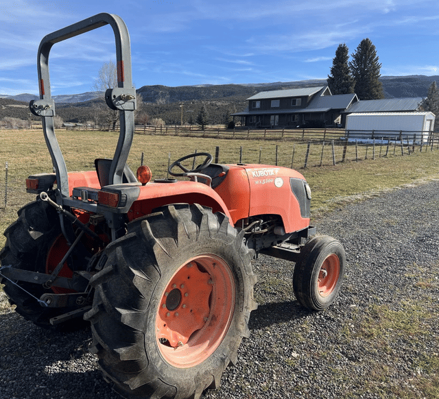 Image of Kubota MX5100 equipment image 4