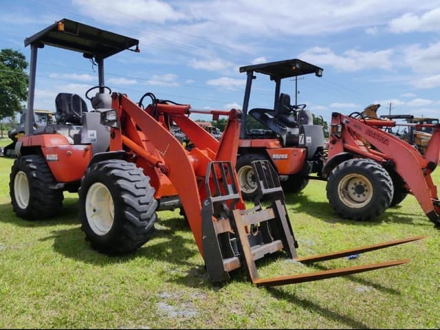 Image of Kubota R520S equipment image 1