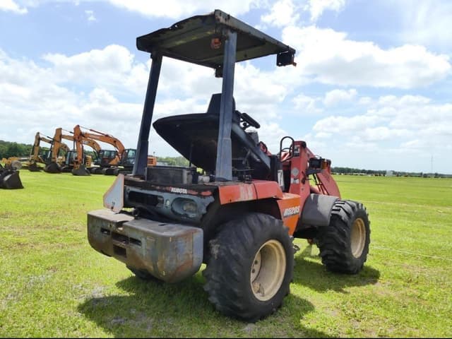 Image of Kubota R520S equipment image 2