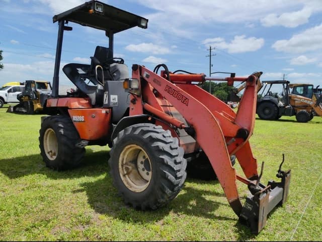 Image of Kubota R520S equipment image 1