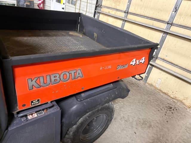 Image of Kubota RTV-1100 equipment image 3