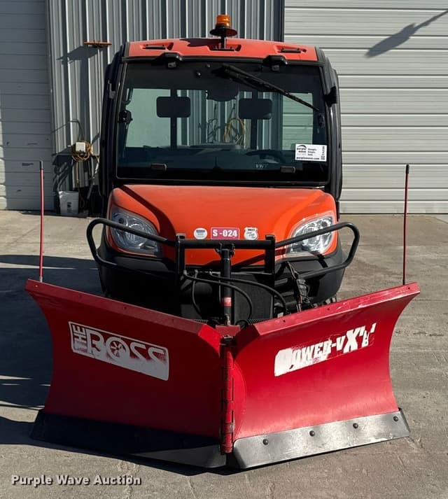 Image of Kubota RTV-1100 equipment image 1