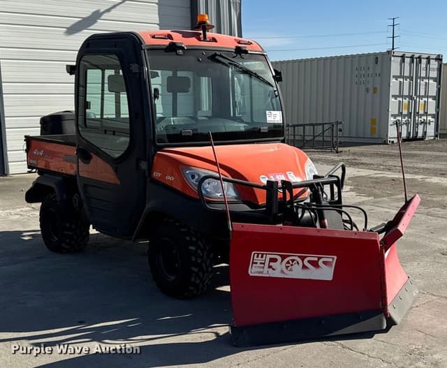 Image of Kubota RTV-1100 equipment image 2