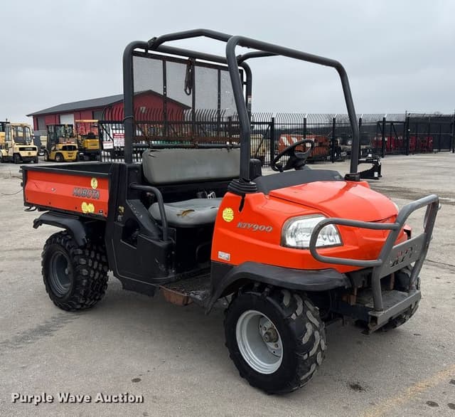 Image of Kubota RTV900 equipment image 2