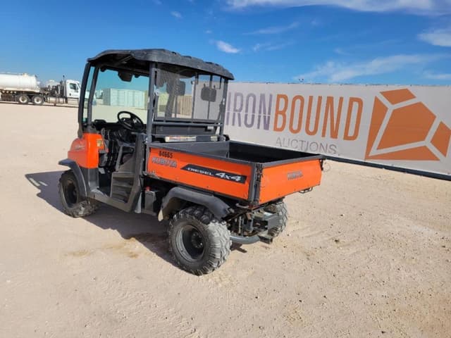 Image of Kubota RTV900 equipment image 2