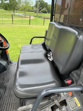 Image of Kubota RTV900XT equipment image 4