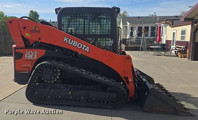 Image of Kubota SVL90 equipment image 3