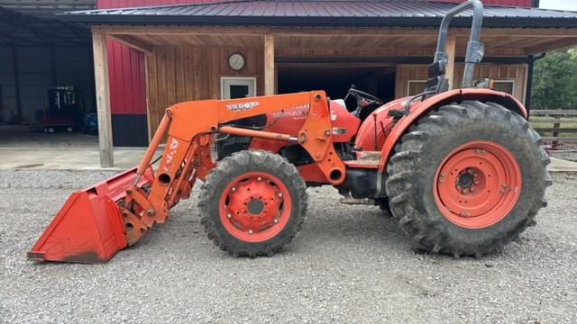 Image of Kubota M7040 equipment image 1