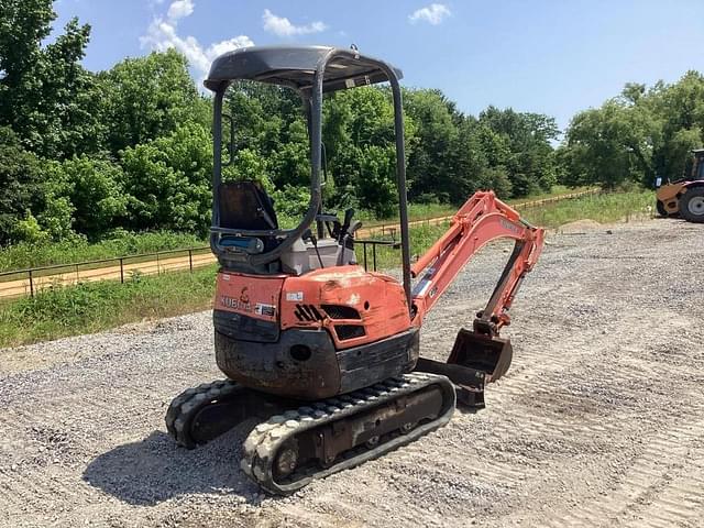 Image of Kubota U17 equipment image 2
