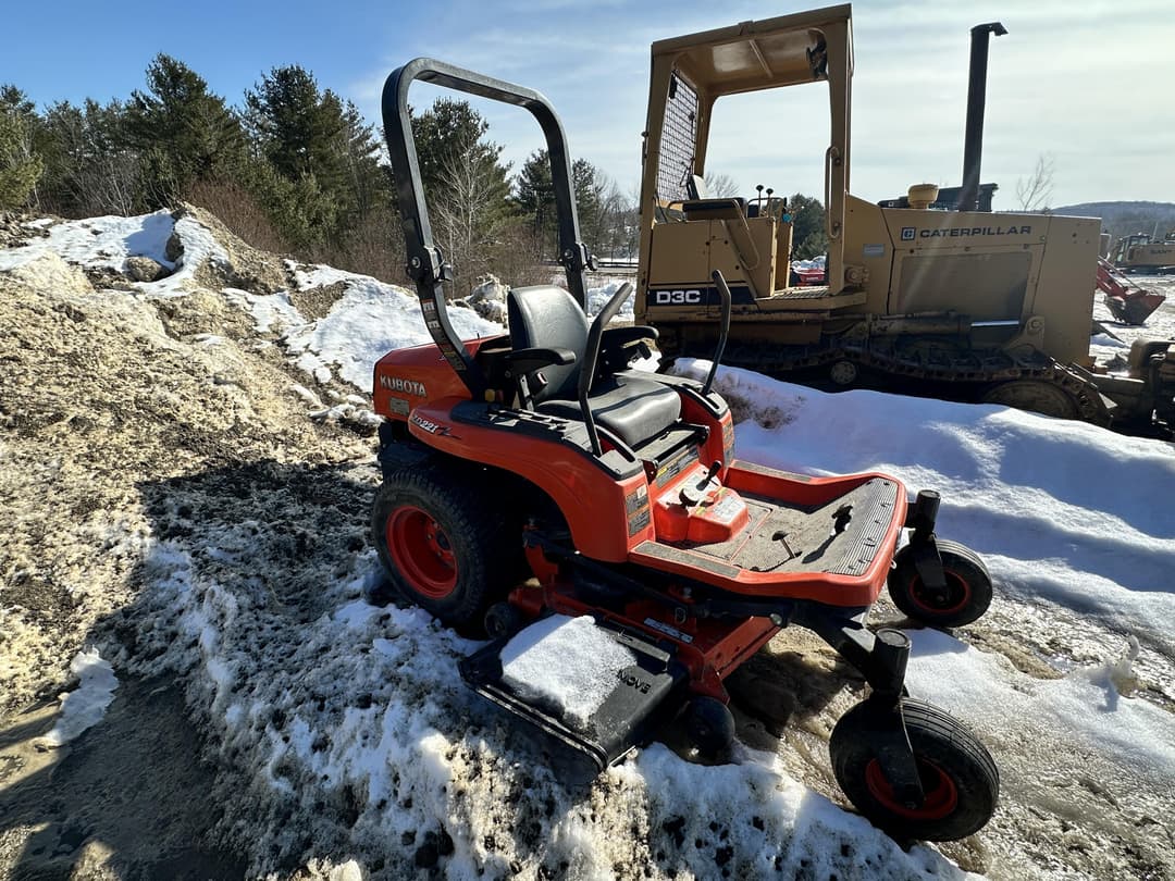 Image of Kubota ZD221 Image 1