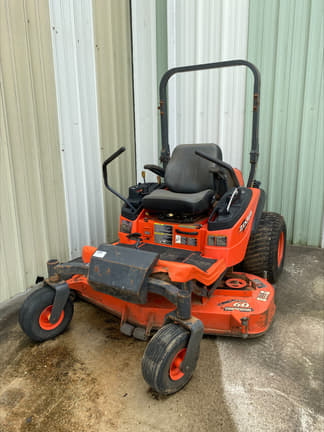 Main image Kubota ZD326
