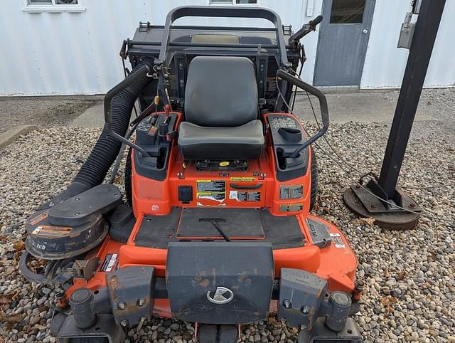 Image of Kubota ZD326 equipment image 2