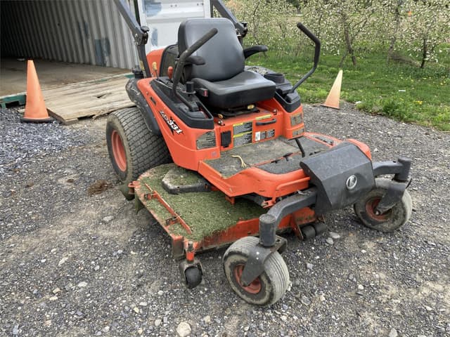 Image of Kubota ZD331 equipment image 1