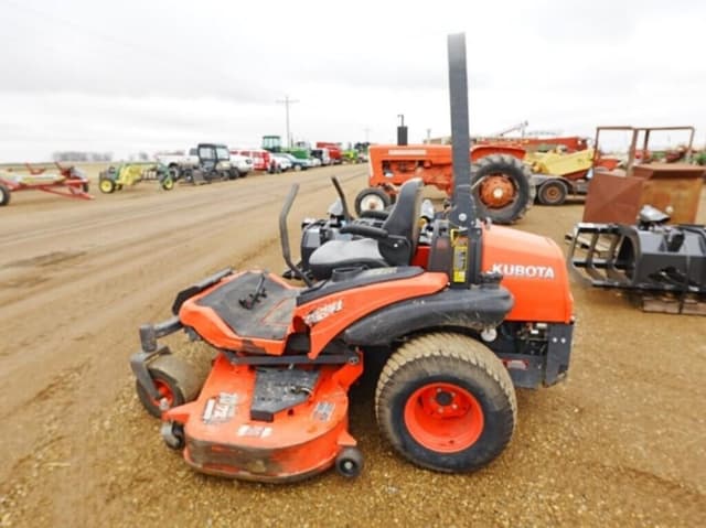 Image of Kubota ZD331 equipment image 2