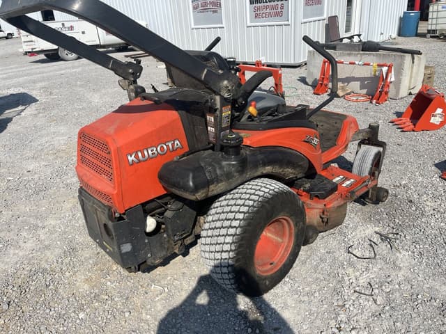 Image of Kubota ZG327 equipment image 4