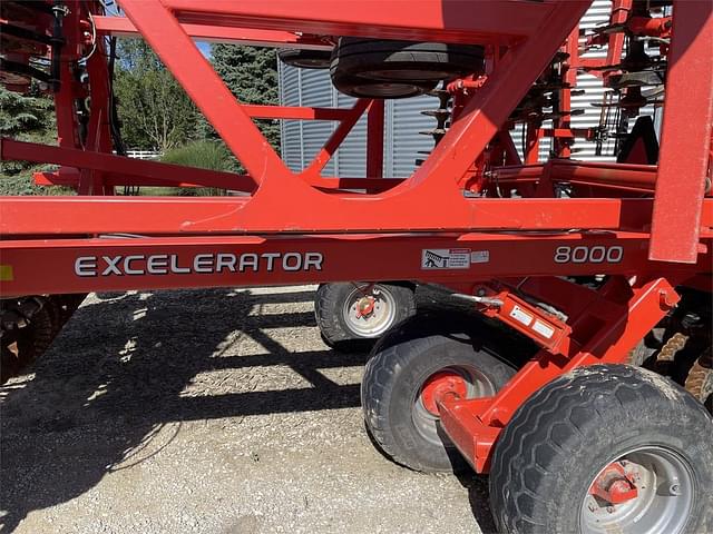 Image of Kuhn Krause Excelerator 8000 equipment image 4