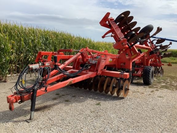 2012 Kuhn Krause 4850-18 Equipment Image0