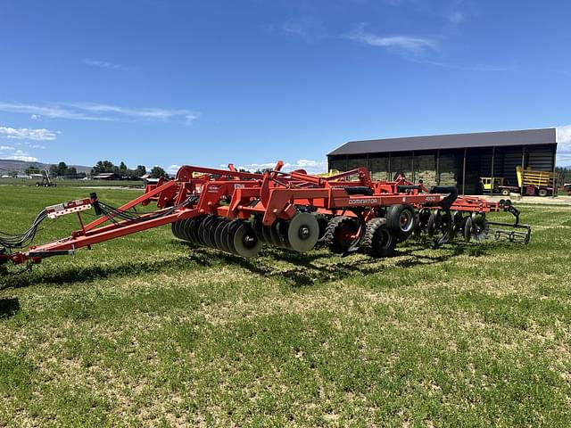 Image of Kuhn Krause Dominator 4850 equipment image 3