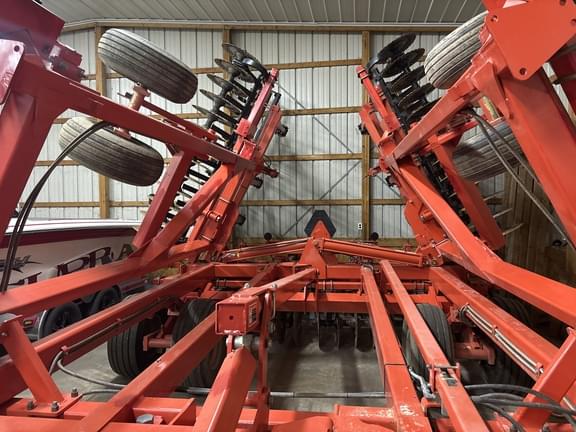 Image of Kuhn Krause 8000-30 equipment image 3