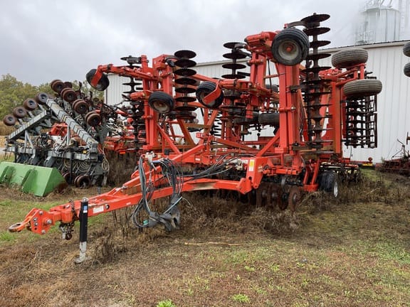 2012 Kuhn Krause Excelerator 8000 Equipment Image0