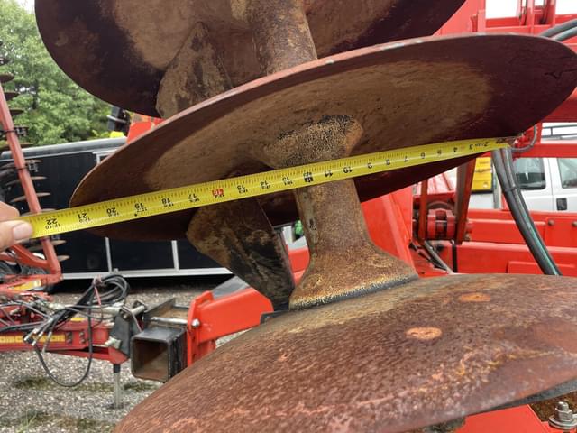 Image of Kuhn Krause 8200 equipment image 2