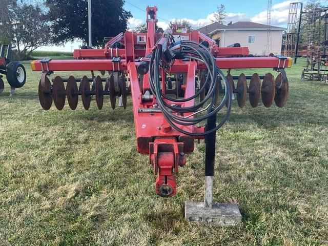 Image of Kuhn Krause Dominator 4850 equipment image 2