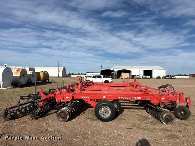 Image of Kuhn Krause Excelerator 8000 equipment image 3