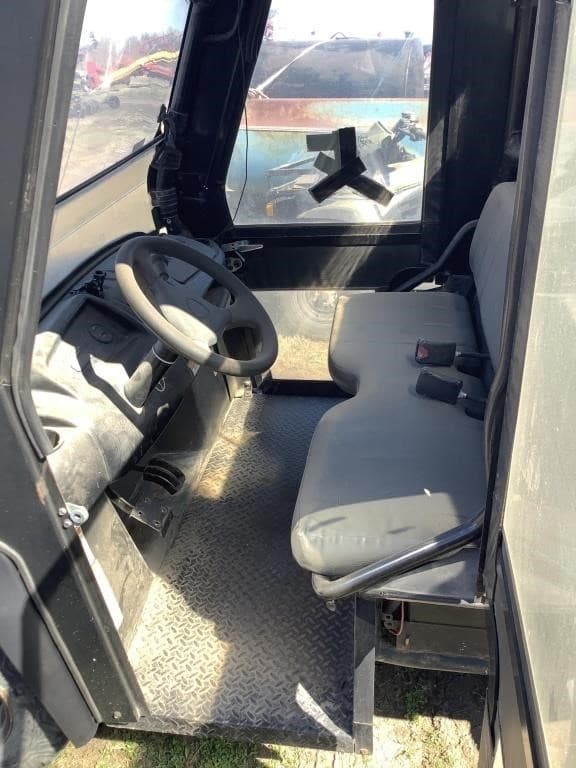 Image of Land Pride Trekker 440 equipment image 2