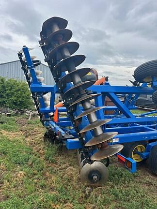 Image of Landoll 6230 equipment image 3
