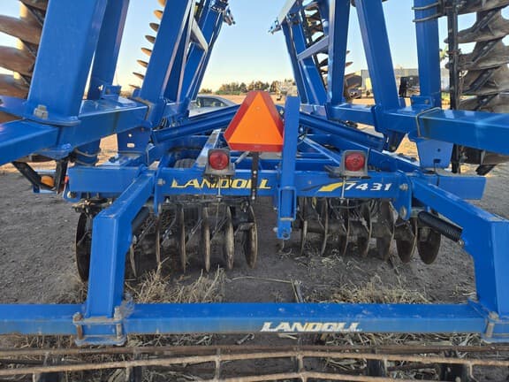 Image of Landoll 7431-29 equipment image 1