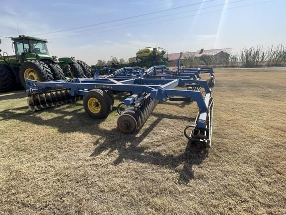 Image of Landoll 7431 equipment image 3