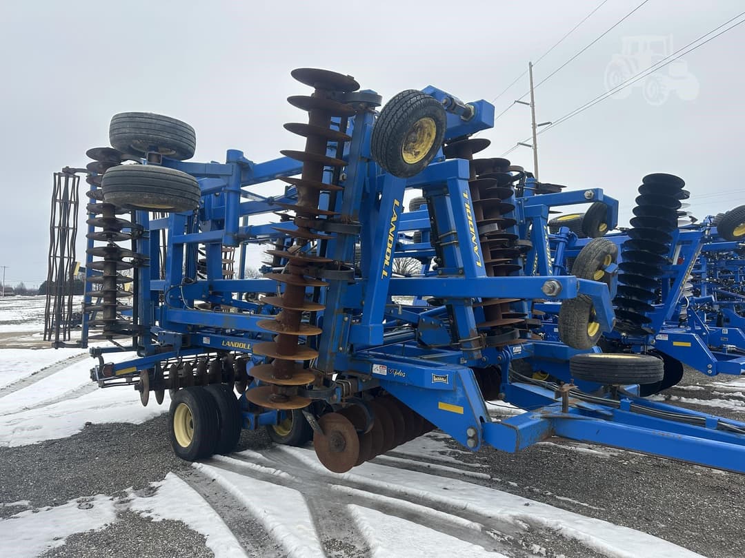 Image of Landoll 7450-44 Primary image