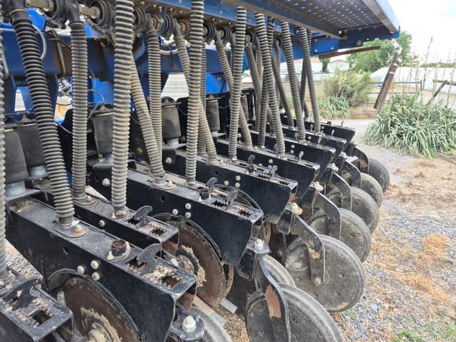 Image of Landoll 5210 equipment image 3