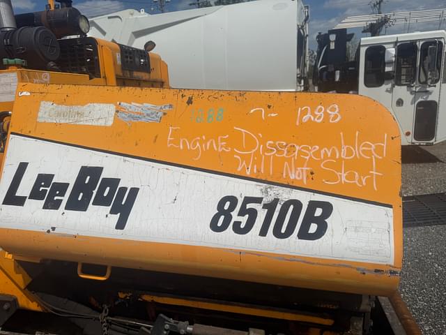 Image of LeeBoy 8510B equipment image 1
