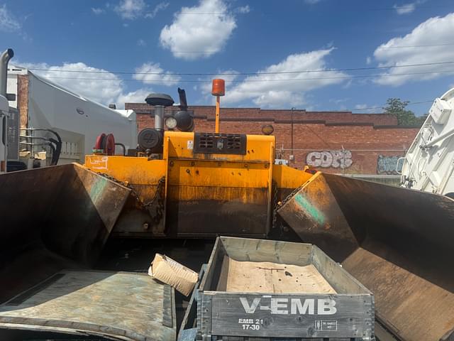 Image of LeeBoy 8510B equipment image 4
